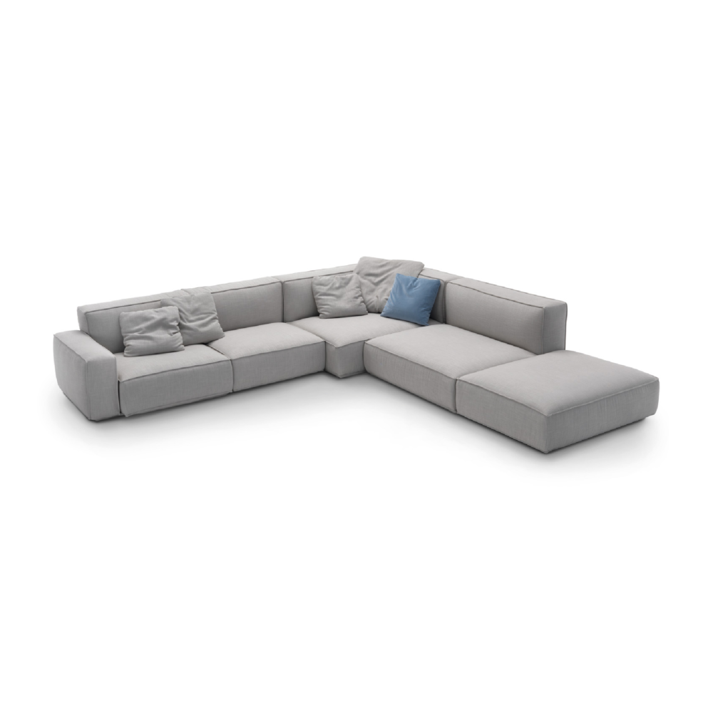 Piped Modular Sofa with Ottoman | Arflex Marechiaro