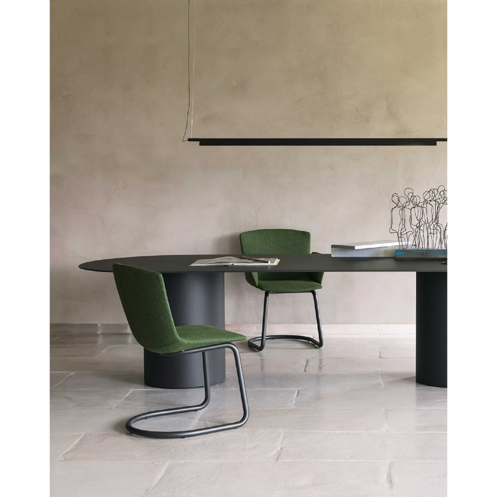 Cylindrical Base Dining Table | Desalto MM8 - Image 8